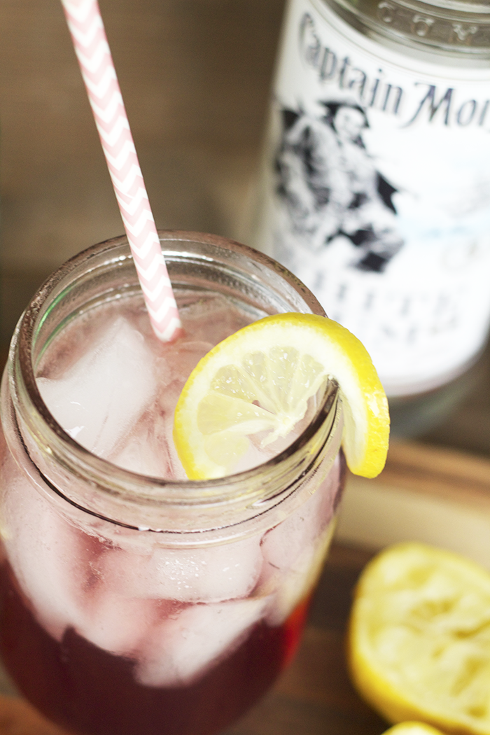 Looking for a new cocktail to try? How about this super simple Blackberry Fizz Cocktail! It's Blackberry Syrup, White Rum and Lemon Juice!