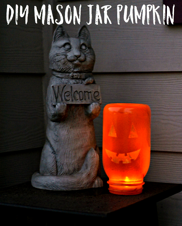 Not a huge fan of carving a pumpkin? Try out this Easy DIY Mason Jar Pumpkin Craft!