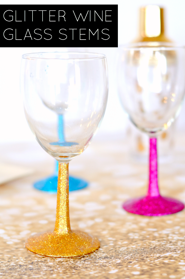 How To Glitter Wine Glasses: Want to know how to glitter your own wine glass stems? Check out this tutorial from PHPT Contributor Kendra of Simply {Darr}ling. 