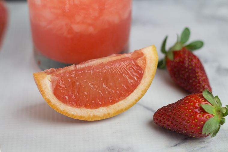 strawberry-salty-dog-moonshine-5